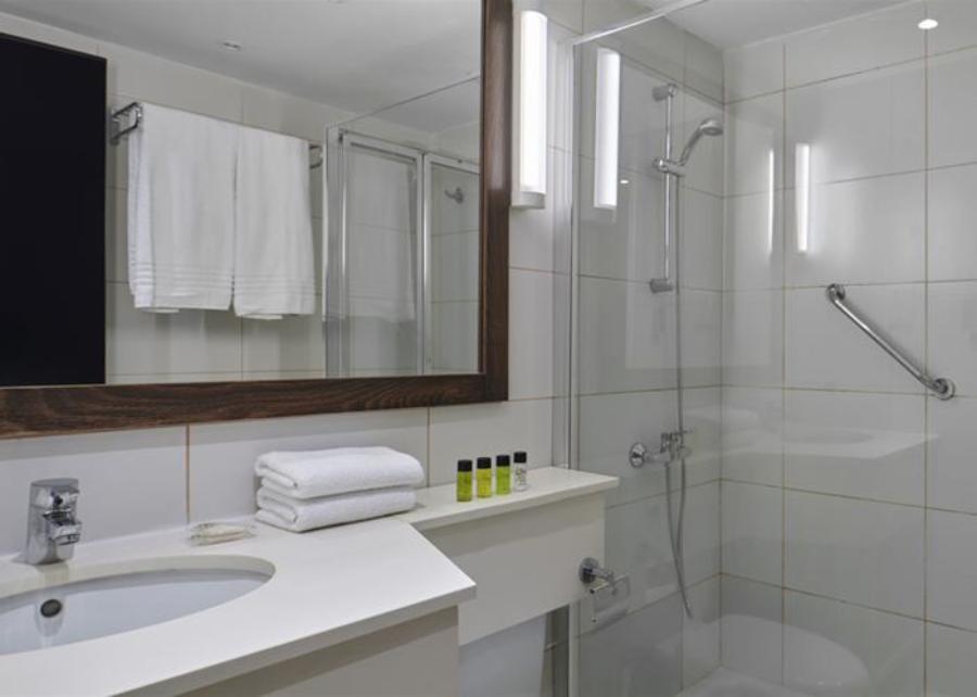 ONE BEDROOM APARTMAN