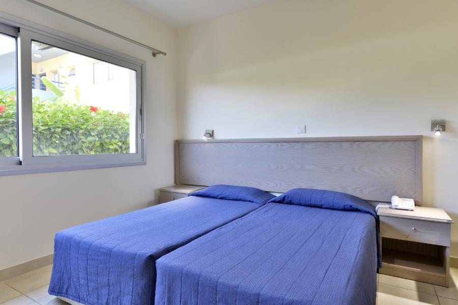 SUPERIOR ONE BEDROOM