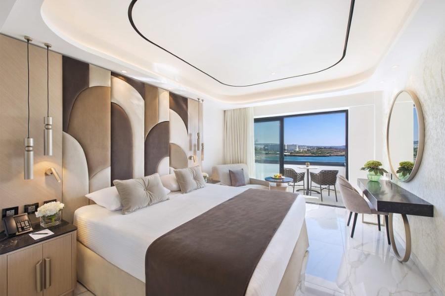 Elegance room