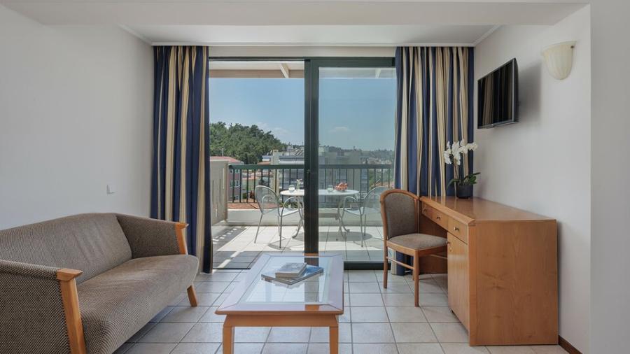 deluxe suite